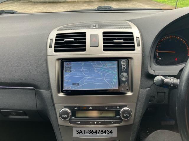 Toyota AVENSIS WAGON 2012-01 8779569-20
