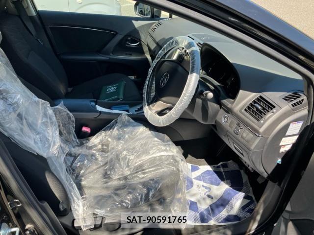 Toyota AVENSIS WAGON 2011-11 8827944-11