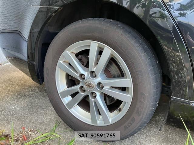 Toyota AVENSIS WAGON 2011-11 8827944-5
