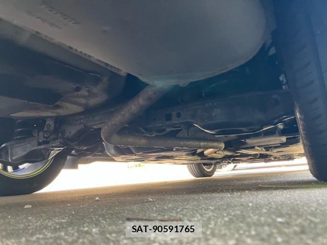 Toyota AVENSIS WAGON 2011-11 8827944-7
