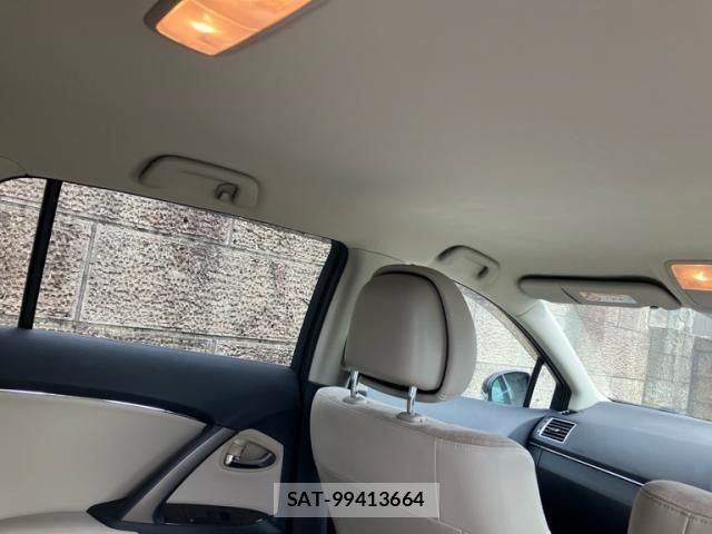 Toyota AVENSIS WAGON 2014-01 8827943-14