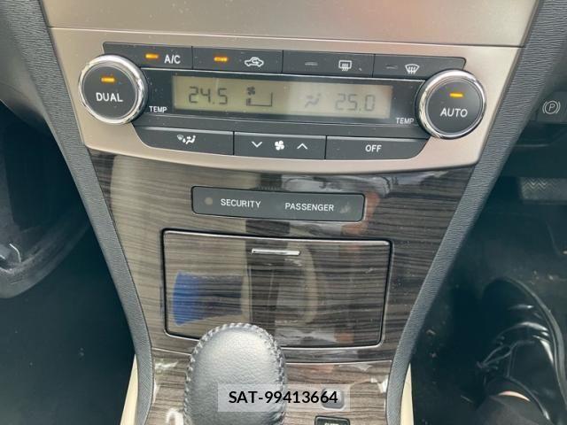 Toyota AVENSIS WAGON 2014-01 8827943-19