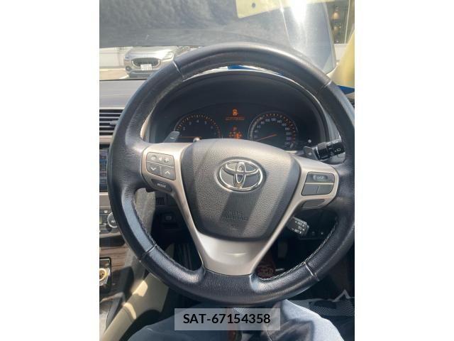 Toyota AVENSIS WAGON 2014-01 8827945-22
