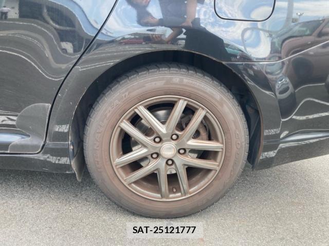 Toyota AVENSIS WAGON 2014-02 8848306-16