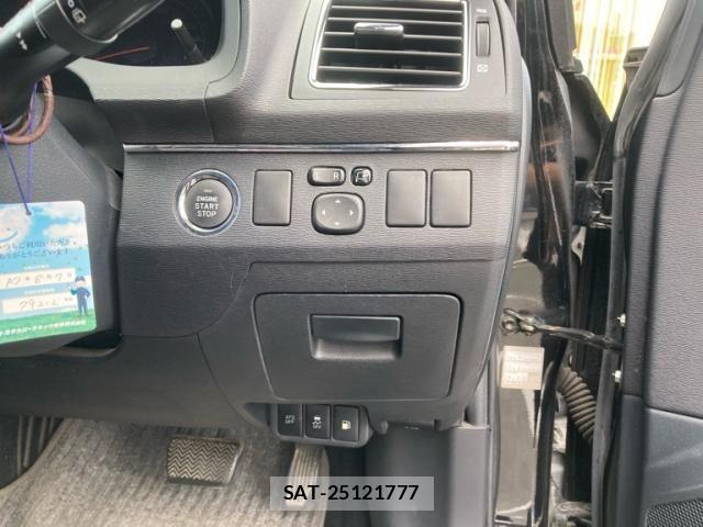 Toyota AVENSIS WAGON 2014-02 8848306-5