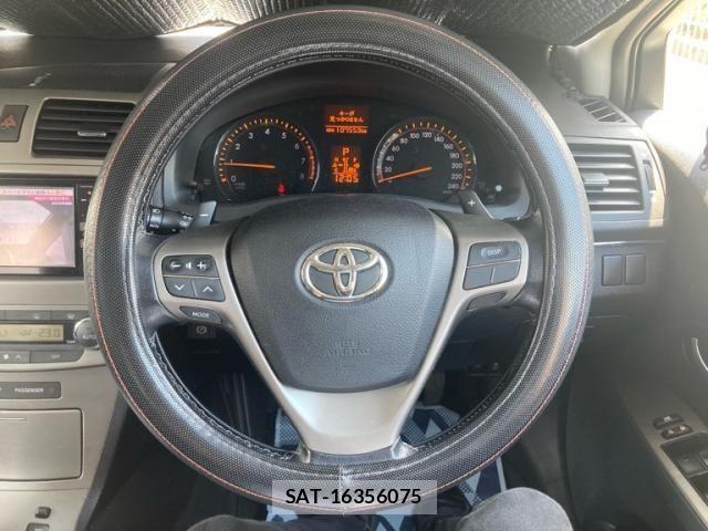 Toyota AVENSIS WAGON 2011-11 8870474-18