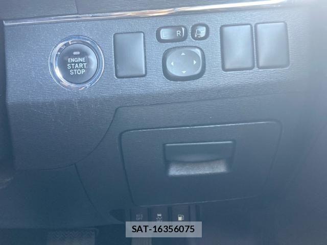 Toyota AVENSIS WAGON 2011-11 8870474-24