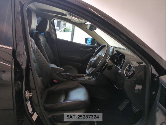 Mazda AXELA 2016-01 4930583-26