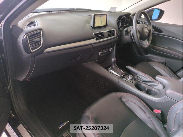 Mazda AXELA 2016-01 4930583-2