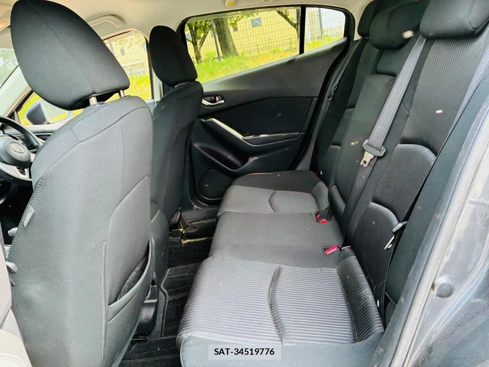 Mazda AXELA 2015-08 8009573-9
