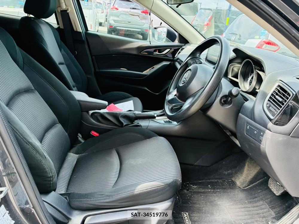 Mazda AXELA 2015-08 8009573-11