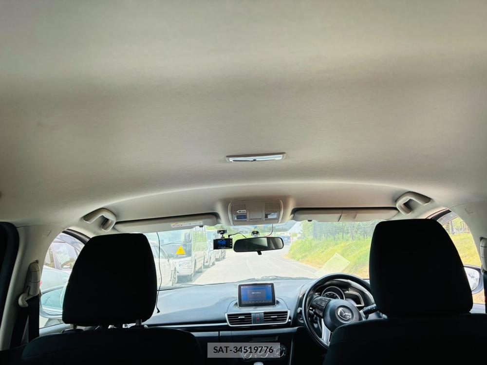 Mazda AXELA 2015-08 8009573-23