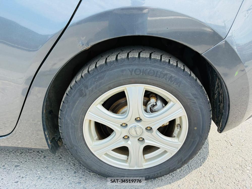 Mazda AXELA 2015-08 8009573-29