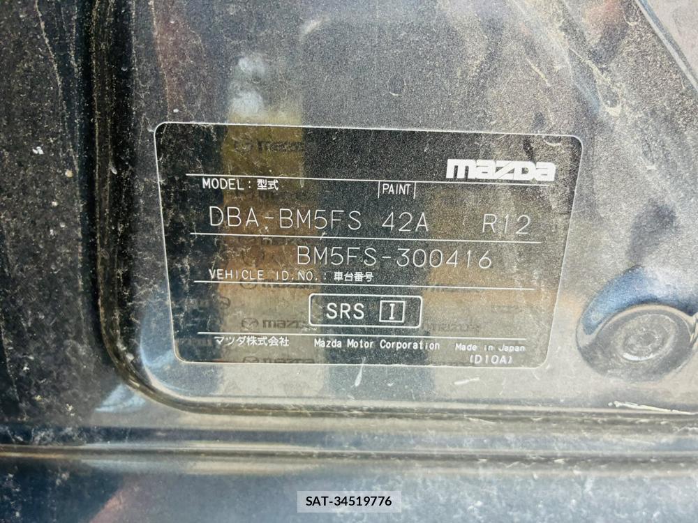 Mazda AXELA 2015-08 8009573-33