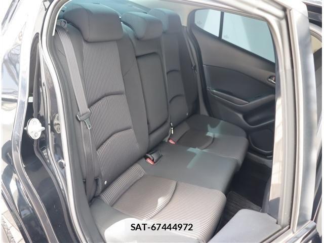 Mazda AXELA 2014-03 8878796-6