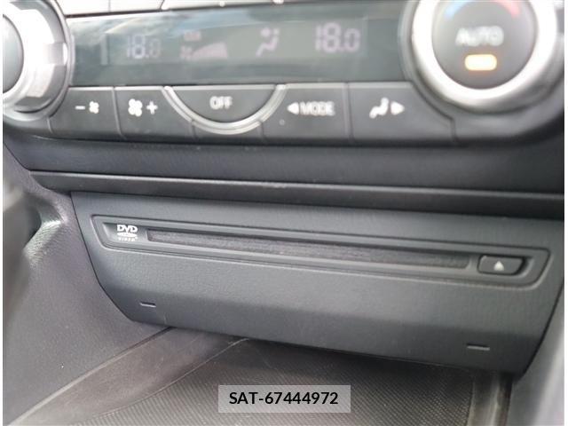 Mazda AXELA 2014-03 8878796-17