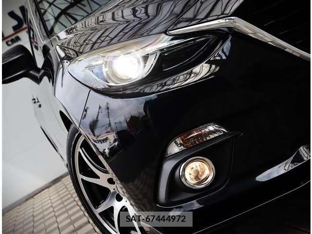 Mazda AXELA 2014-03 8878796-23