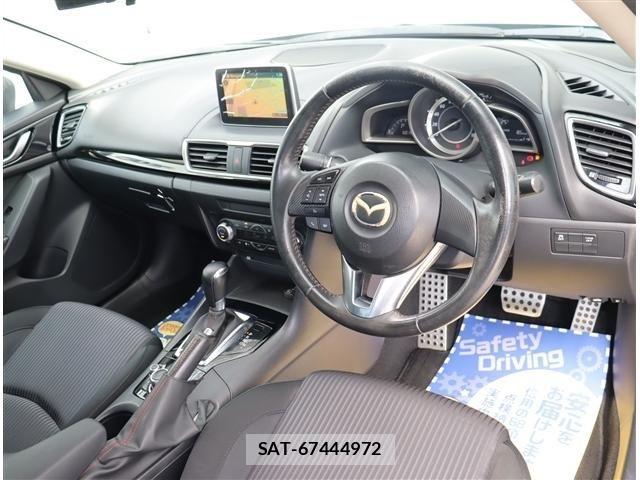 Mazda AXELA 2014-03 8878796-4