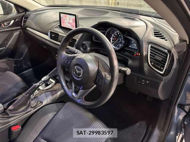 Mazda AXELA HYBRID 2013-12 2028745-10