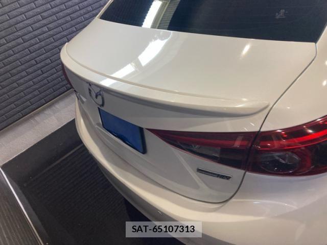 Mazda AXELA HYBRID 2017-06 6641283-1