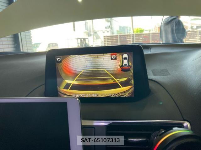 Mazda AXELA HYBRID 2017-06 6641283-20