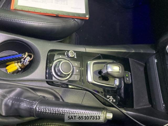 Mazda AXELA HYBRID 2017-06 6641283-22