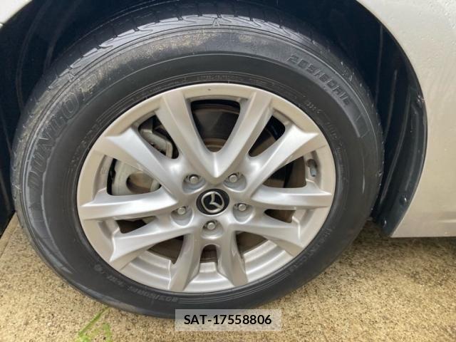 Mazda AXELA HYBRID 2015-08 7356939-9