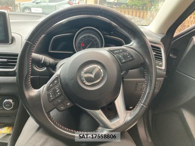 Mazda AXELA HYBRID 2015-08 7356939-14