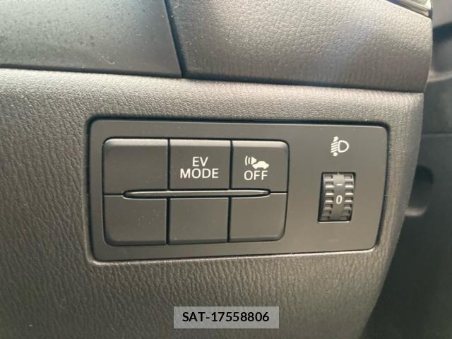 Mazda AXELA HYBRID 2015-08 7356939-15