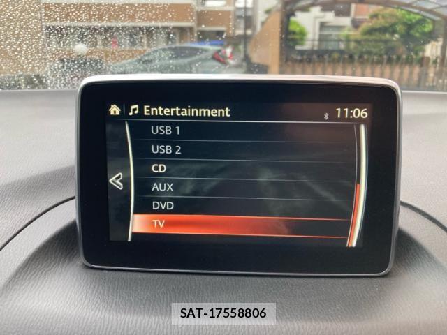 Mazda AXELA HYBRID 2015-08 7356939-18