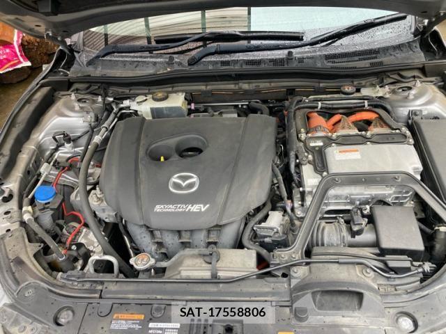 Mazda AXELA HYBRID 2015-08 7356939-6