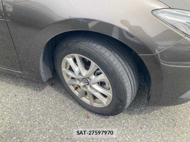Mazda AXELA HYBRID 2013-11 7356940-2