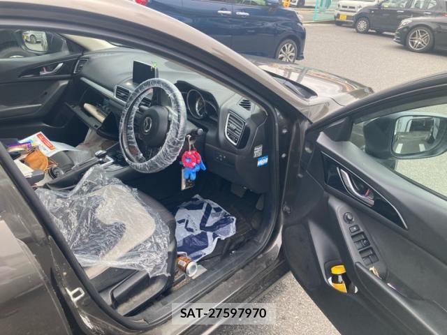 Mazda AXELA HYBRID 2013-11 7356940-8