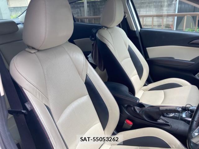 Mazda AXELA HYBRID 2014-01 7561854-15