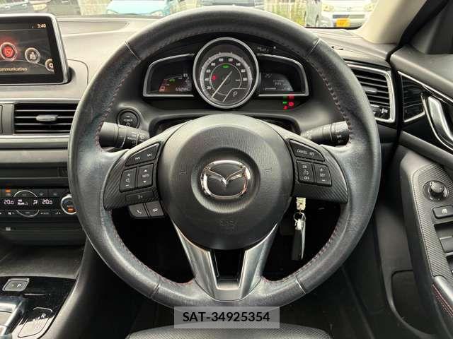 Mazda AXELA HYBRID 2013-12 7960606-14