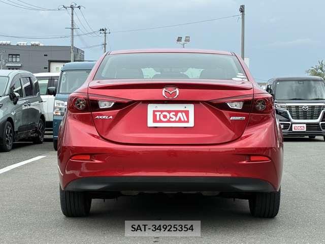 Mazda AXELA HYBRID 2013-12 7960606-18