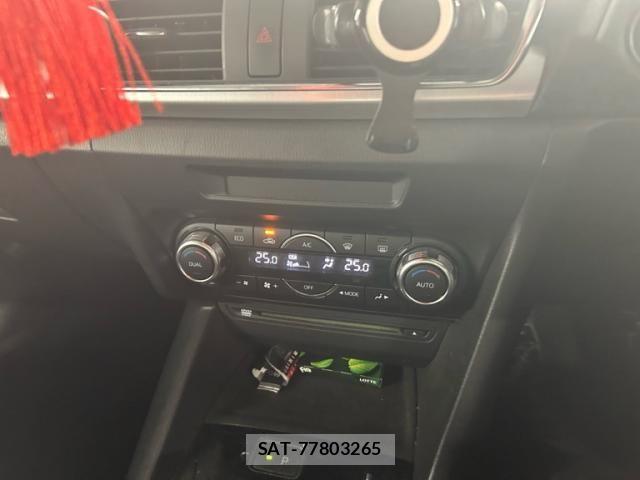 Mazda AXELA HYBRID 2013-12 8034515-17