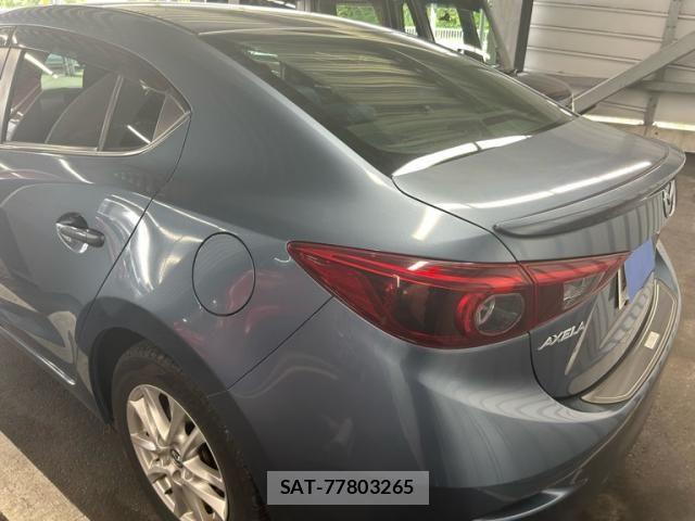 Mazda AXELA HYBRID 2013-12 8034515-3