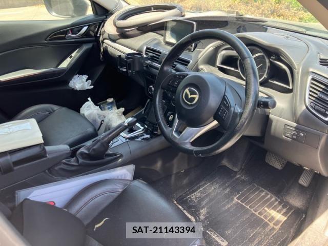 Mazda AXELA HYBRID 2014-07 8334986-8