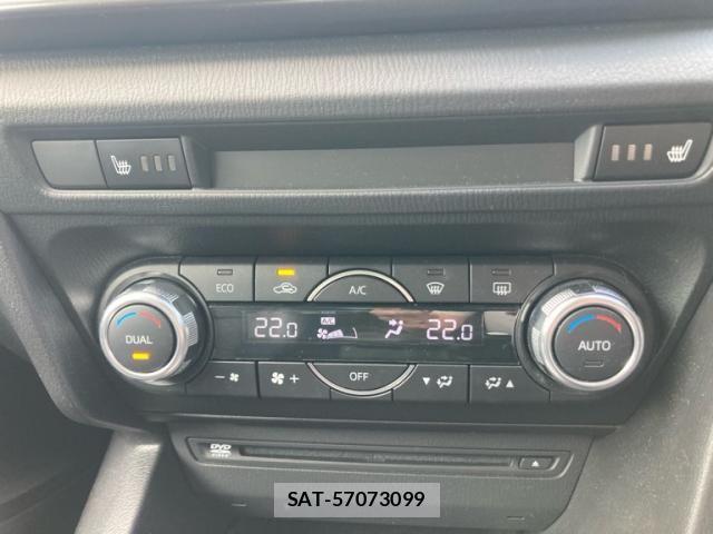 Mazda AXELA HYBRID 2016-07 8334984-16