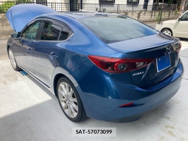 Mazda AXELA HYBRID 2016-07 8334984-3