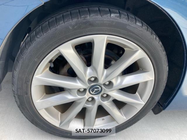 Mazda AXELA HYBRID 2016-07 8334984-5