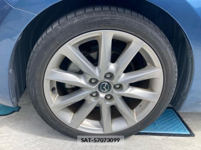 Mazda AXELA HYBRID 2016-07 8334984-7