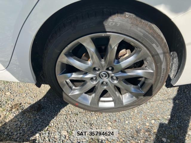 Mazda AXELA HYBRID 2014-03 8364876-10