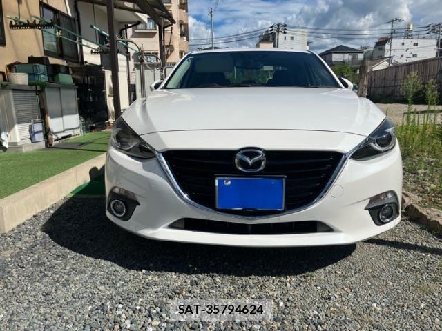 Mazda AXELA HYBRID 2014-03 8364876-1