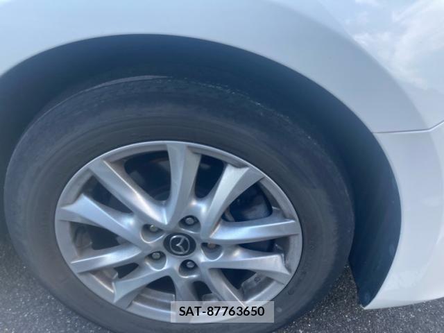 Mazda AXELA HYBRID 2015-12 8658126-5