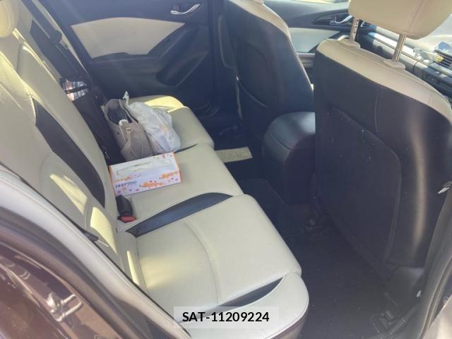 Mazda AXELA HYBRID 2013-12 8685203-10