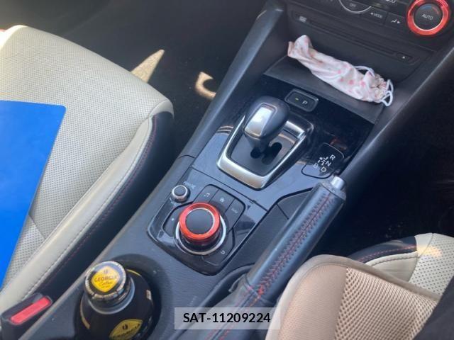Mazda AXELA HYBRID 2013-12 8685203-15