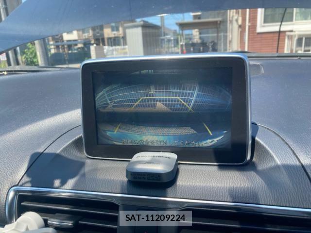 Mazda AXELA HYBRID 2013-12 8685203-18