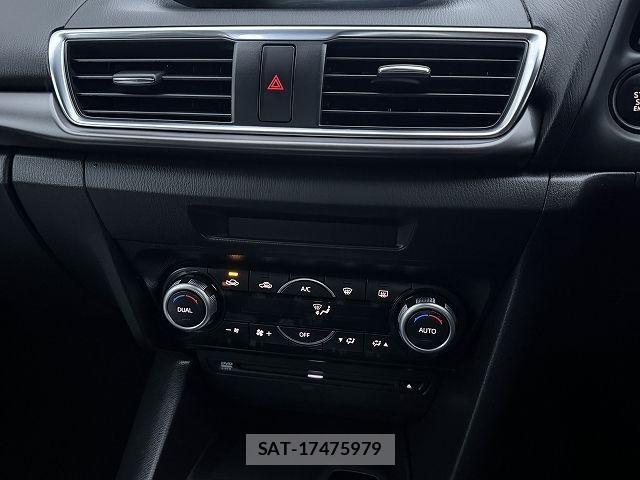 Mazda AXELA 2017-03 3903828-16